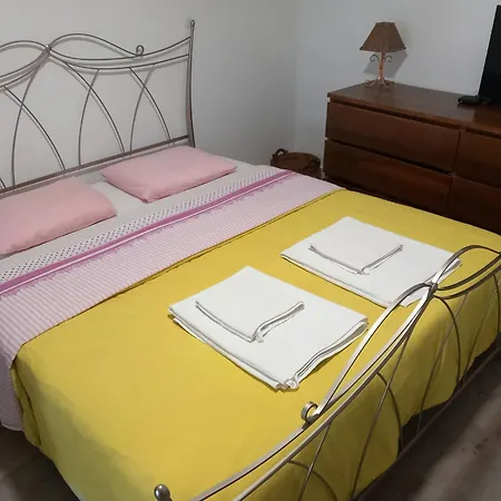 Alvito - Comfortable With Private Bathroom * Лиссабон