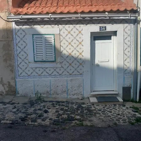 Alvito - Comfortable With Private Bathroom Homestay szállás